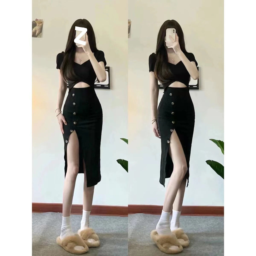 Short-Sleeved Slit Hip-Covering Dress